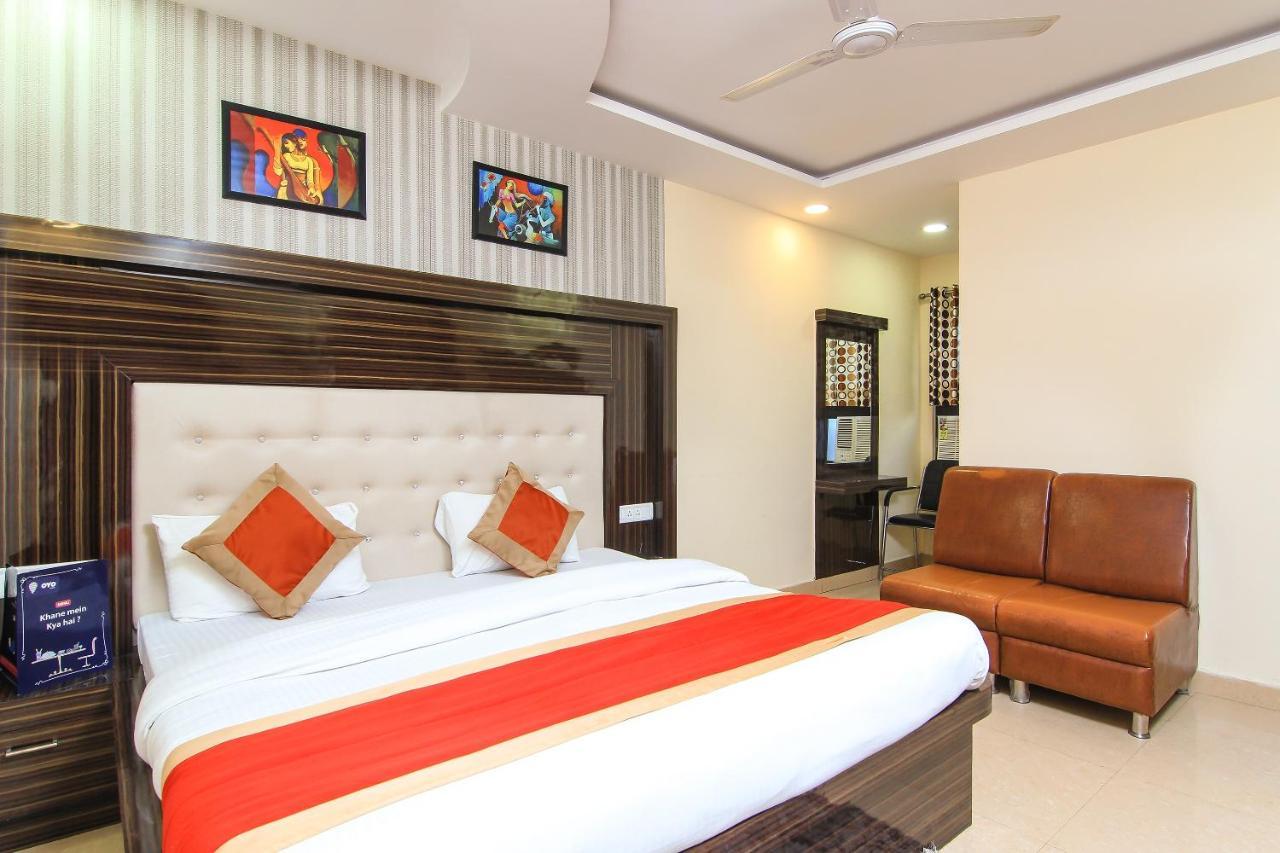 Oyo 8883 Hotel Comfort Zone Lucknow Bagian luar foto