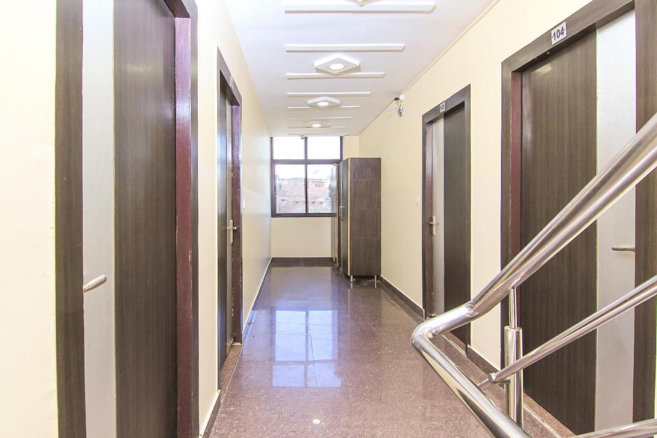 Oyo 8883 Hotel Comfort Zone Lucknow Bagian luar foto