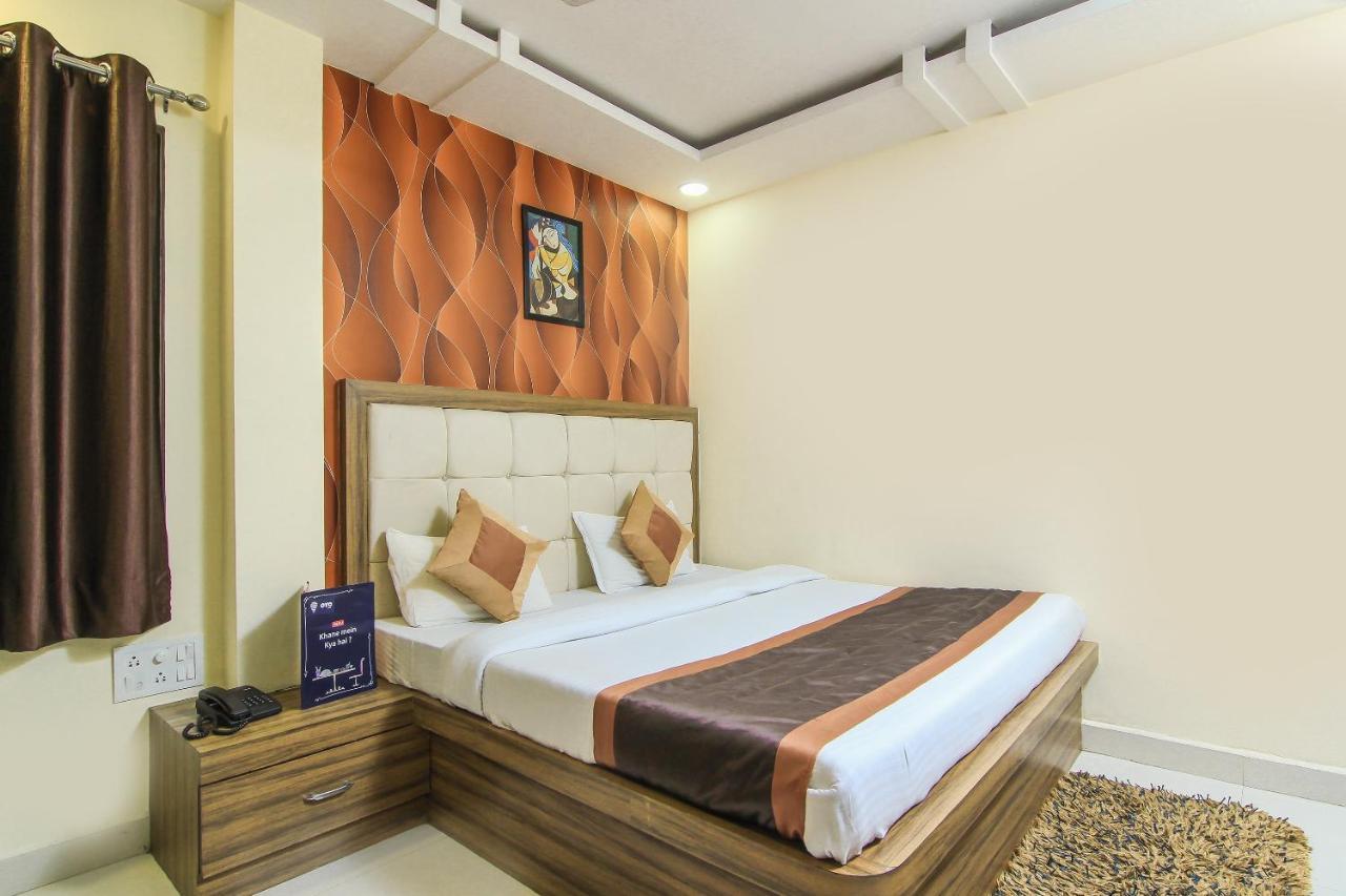 Oyo 8883 Hotel Comfort Zone Lucknow Bagian luar foto